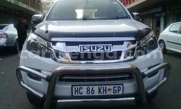 Buy Used Isuzu KB White Car in Bhunya in Manzini Buy Used Isuzu KB White Car in Bhunya in Manzini