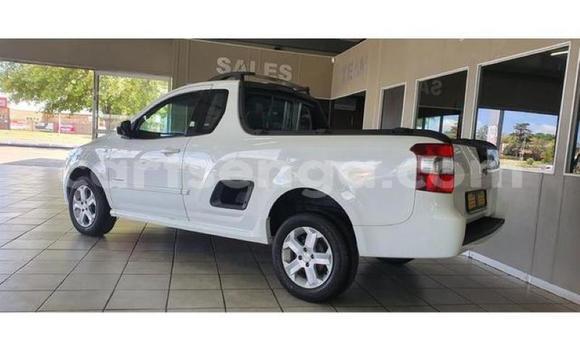 Acheter Occasion Voiture Chevrolet S-10 Pickup Blanc à Bhunya, Manzini Acheter Occasion Voiture Chevrolet S-10 Pickup Blanc à Bhunya, Manzini