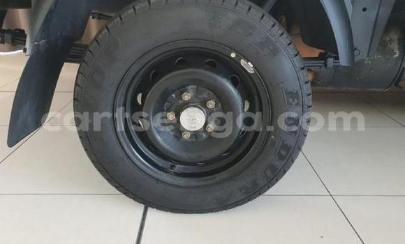 Acheter Occasion Voiture Hyundai H200 Blanc à Bhunya, Manzini Acheter Occasion Voiture Hyundai H200 Blanc à Bhunya, Manzini