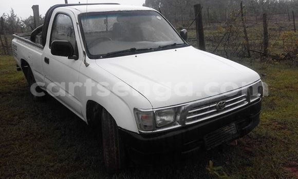 Buy Used Toyota Hilux White Car in Manzini in Swaziland Buy Used Toyota Hilux White Car in Manzini in Swaziland