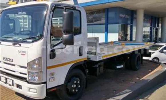 Acheter Occasion Utilitaire Isuzu FTR 850 Blanc à Bhunya, Manzini Acheter Occasion Utilitaire Isuzu FTR 850 Blanc à Bhunya, Manzini