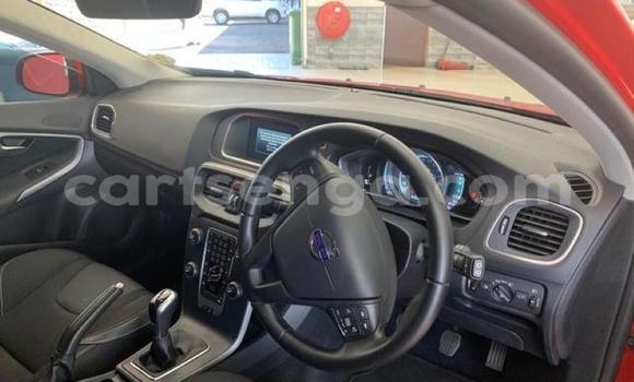 Buy Used Volvo V40 Red Car in Bulembu in Hhohho Buy Used Volvo V40 Red Car in Bulembu in Hhohho