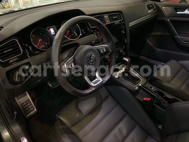 Big with watermark 5757200 08930 2018 volkswagen golf gti 014