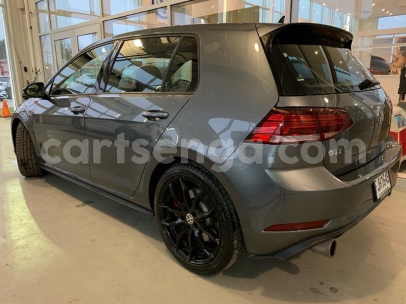 Big with watermark 5757200 06657 2018 volkswagen golf gti 002