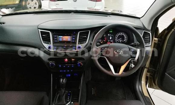 Acheter Occasion Voiture Hyundai Accent Marron à Bhunya, Manzini Acheter Occasion Voiture Hyundai Accent Marron à Bhunya, Manzini