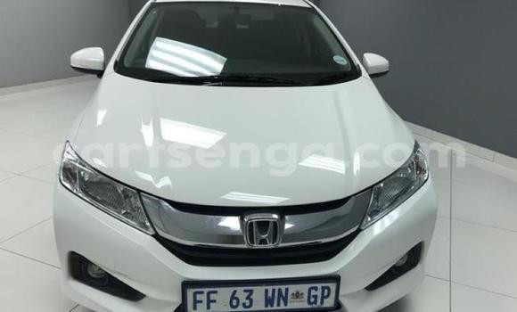 Acheter Occasion Voiture Honda Ballade Blanc à Bulembu, Hhohho Acheter Occasion Voiture Honda Ballade Blanc à Bulembu, Hhohho