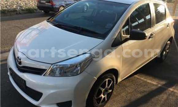 Buy Used Toyota Yaris White Car in Bhunya in Manzini Buy Used Toyota Yaris White Car in Bhunya in Manzini