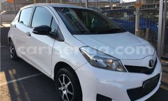 Buy Used Toyota Yaris White Car in Bhunya in Manzini Buy Used Toyota Yaris White Car in Bhunya in Manzini