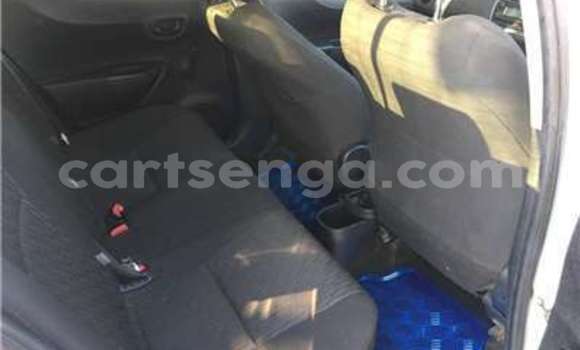 Buy Used Toyota Yaris White Car in Bhunya in Manzini Buy Used Toyota Yaris White Car in Bhunya in Manzini