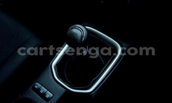 Nunua Ilio tumika Toyota Hilux Red Gari ndani ya Manzini nchini Manzini Nunua Ilio tumika Toyota Hilux Red Gari ndani ya Manzini nchini Manzini