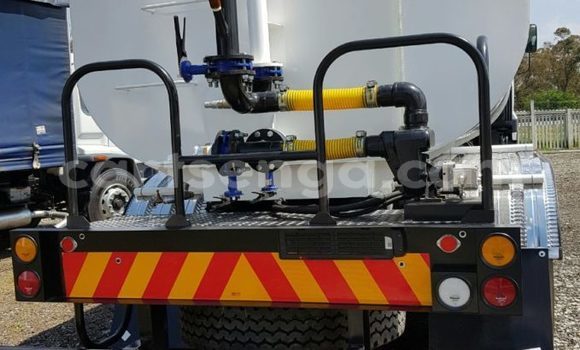 Nunua Ilio tumika Hino Ranger White Lori ndani ya Mbabane nchini Manzini Nunua Ilio tumika Hino Ranger White Lori ndani ya Mbabane nchini Manzini