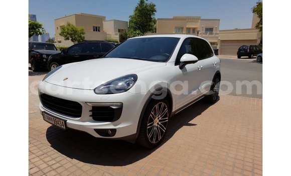 Buy Import Porsche Cayenne White Car in Import - Dubai in Hhohho