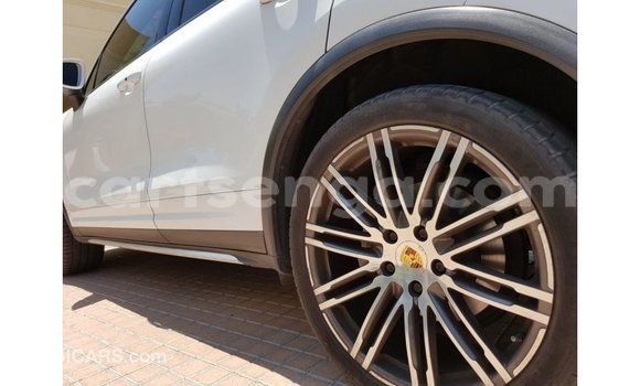 Buy Import Porsche Cayenne White Car in Import - Dubai in Hhohho Buy Import Porsche Cayenne White Car in Import - Dubai in Hhohho