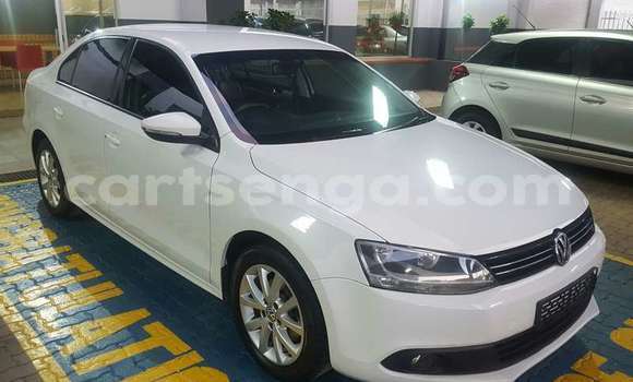 Buy Used Volkswagen Jetta White Car in Ezulwini in Hhohho Buy Used Volkswagen Jetta White Car in Ezulwini in Hhohho