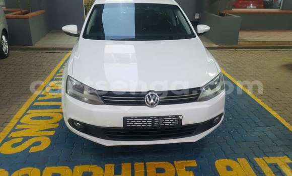 Buy Used Volkswagen Jetta White Car in Ezulwini in Hhohho Buy Used Volkswagen Jetta White Car in Ezulwini in Hhohho