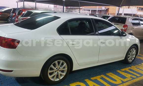 Buy Used Volkswagen Jetta White Car in Ezulwini in Hhohho Buy Used Volkswagen Jetta White Car in Ezulwini in Hhohho