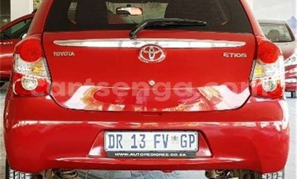 Buy Used Toyota Etios Red Car in Bhunya in Manzini Buy Used Toyota Etios Red Car in Bhunya in Manzini