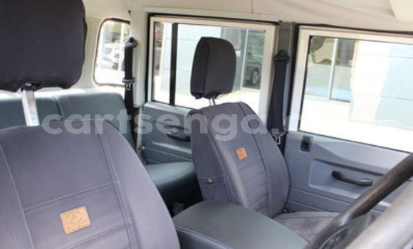 Buy Used Land Rover Defender Other Car in Bhunya in Manzini Buy Used Land Rover Defender Other Car in Bhunya in Manzini