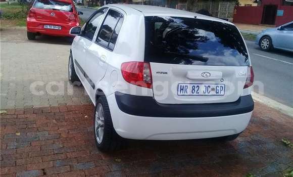 Buy Used Hyundai Getz White Car in Bhunya in Manzini Buy Used Hyundai Getz White Car in Bhunya in Manzini