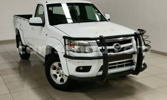 Buy Used Mazda BT-50 White Car in Lobamba in Manzini Buy Used Mazda BT-50 White Car in Lobamba in Manzini