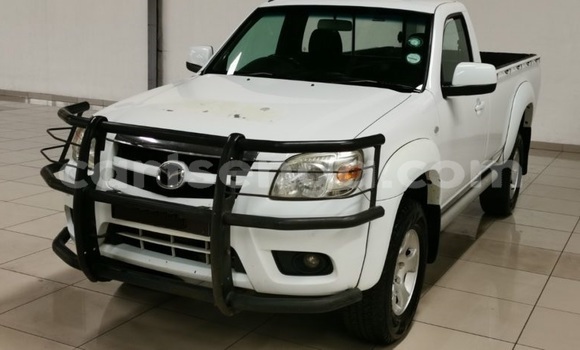 Buy Used Mazda BT-50 White Car in Lobamba in Manzini Buy Used Mazda BT-50 White Car in Lobamba in Manzini