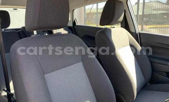 Nunua Ilio tumika Ford Fiesta White Gari ndani ya Manzini nchini Manzini Nunua Ilio tumika Ford Fiesta White Gari ndani ya Manzini nchini Manzini