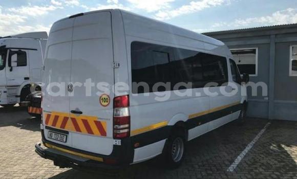 Acheter Occasion Utilitaire Mercedes‒Benz Sprinter Blanc à Matsapha, Manzini Acheter Occasion Utilitaire Mercedes‒Benz Sprinter Blanc à Matsapha, Manzini
