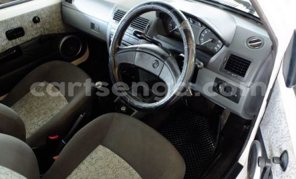 Buy Used Volkswagen Caddy White Car in Ezulwini in Hhohho Buy Used Volkswagen Caddy White Car in Ezulwini in Hhohho