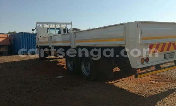 Acheter Occasion Utilitaire Hino Ranger Blanc à Manzini, Manzini Acheter Occasion Utilitaire Hino Ranger Blanc à Manzini, Manzini