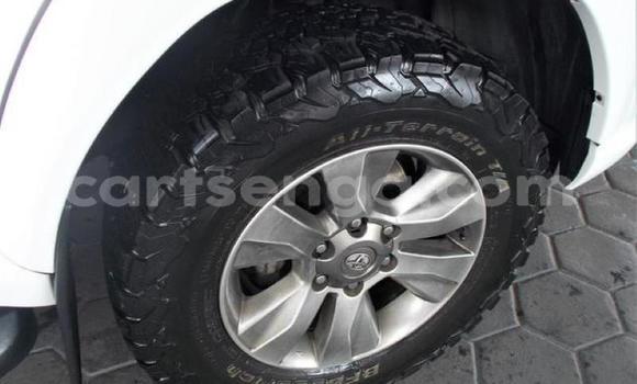 Buy Used Toyota Hilux White Car in Mbabane in Manzini Buy Used Toyota Hilux White Car in Mbabane in Manzini