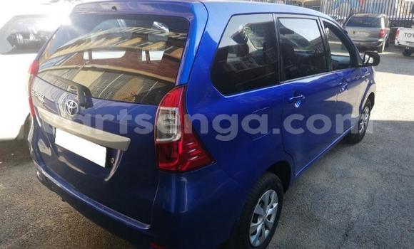 Nunua Ilio tumika Toyota Avanza Blue Gari ndani ya Lobamba nchini Manzini Nunua Ilio tumika Toyota Avanza Blue Gari ndani ya Lobamba nchini Manzini
