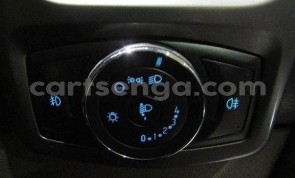 Acheter Occasion Voiture Ford Tourneo Custom Blanc à Big Bend, Lubombo District Acheter Occasion Voiture Ford Tourneo Custom Blanc à Big Bend, Lubombo District