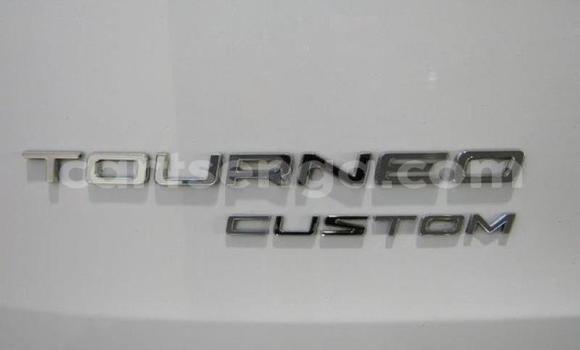 Acheter Occasion Voiture Ford Tourneo Custom Blanc à Big Bend, Lubombo District Acheter Occasion Voiture Ford Tourneo Custom Blanc à Big Bend, Lubombo District