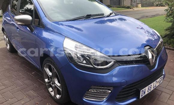 Nunua Ilio tumika Renault Clio Blue Gari ndani ya Kwaluseni nchini Manzini Nunua Ilio tumika Renault Clio Blue Gari ndani ya Kwaluseni nchini Manzini
