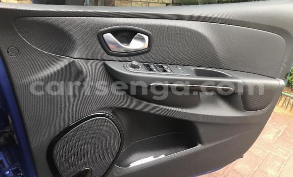 Nunua Ilio tumika Renault Clio Blue Gari ndani ya Kwaluseni nchini Manzini Nunua Ilio tumika Renault Clio Blue Gari ndani ya Kwaluseni nchini Manzini