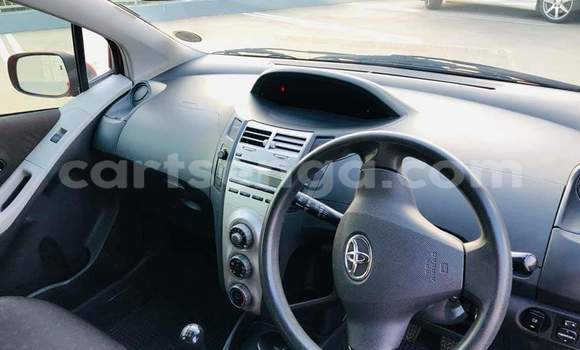 Nunua Ilio tumika Toyota Yaris Red Gari ndani ya Bhunya nchini Manzini Nunua Ilio tumika Toyota Yaris Red Gari ndani ya Bhunya nchini Manzini