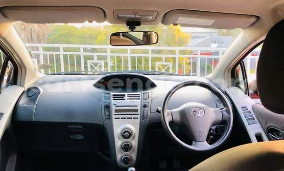 Nunua Ilio tumika Toyota Yaris Red Gari ndani ya Bhunya nchini Manzini Nunua Ilio tumika Toyota Yaris Red Gari ndani ya Bhunya nchini Manzini