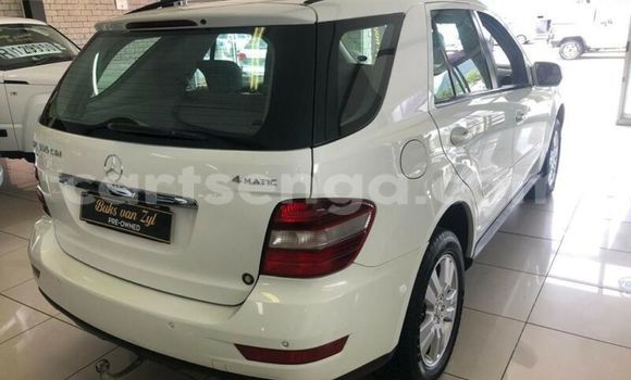 Acheter Occasion Voiture Mercedes‒Benz ML–Class Blanc à Bulembu, Hhohho Acheter Occasion Voiture Mercedes‒Benz ML–Class Blanc à Bulembu, Hhohho