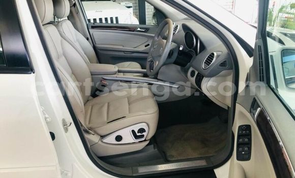 Acheter Occasion Voiture Mercedes‒Benz ML–Class Blanc à Bulembu, Hhohho Acheter Occasion Voiture Mercedes‒Benz ML–Class Blanc à Bulembu, Hhohho