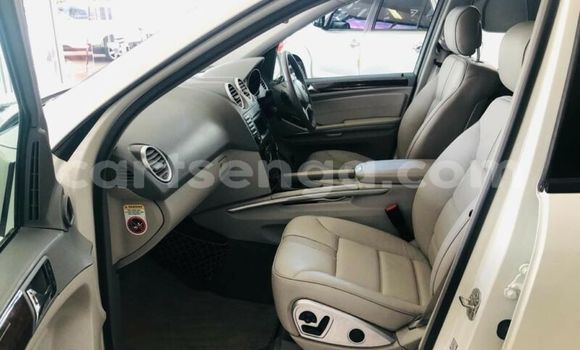 Acheter Occasion Voiture Mercedes‒Benz ML–Class Blanc à Bulembu, Hhohho Acheter Occasion Voiture Mercedes‒Benz ML–Class Blanc à Bulembu, Hhohho