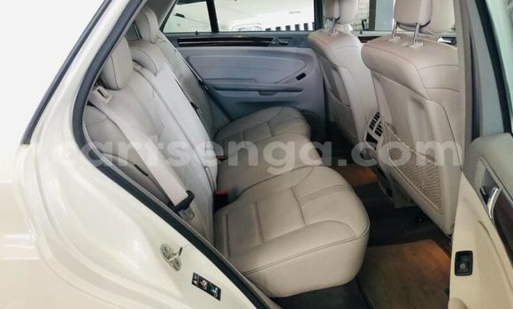 Acheter Occasion Voiture Mercedes‒Benz ML–Class Blanc à Bulembu, Hhohho Acheter Occasion Voiture Mercedes‒Benz ML–Class Blanc à Bulembu, Hhohho