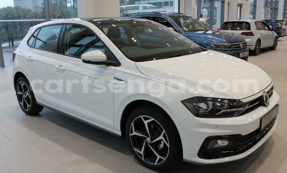 Acheter Occasion Voiture Volkswagen Polo Blanc à Bhunya, Manzini Acheter Occasion Voiture Volkswagen Polo Blanc à Bhunya, Manzini