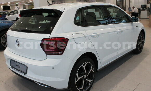 Acheter Occasion Voiture Volkswagen Polo Blanc à Bhunya, Manzini Acheter Occasion Voiture Volkswagen Polo Blanc à Bhunya, Manzini