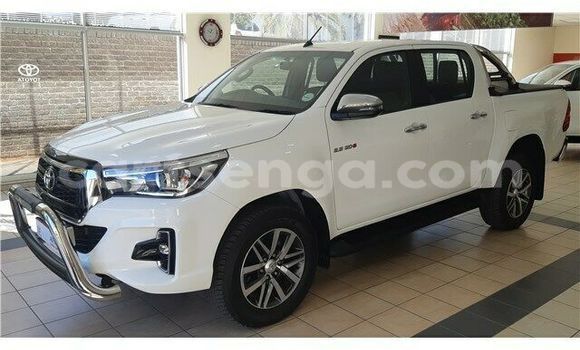 Acheter Occasion Voiture Toyota Hilux Blanc à Bhunya, Manzini Acheter Occasion Voiture Toyota Hilux Blanc à Bhunya, Manzini