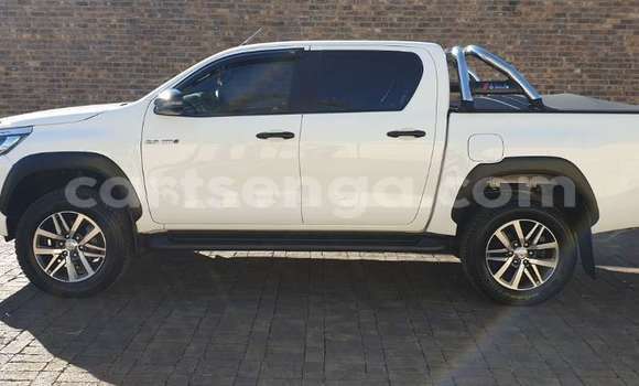 Acheter Occasion Voiture Toyota Hilux Blanc à Big Bend, Lubombo Acheter Occasion Voiture Toyota Hilux Blanc à Big Bend, Lubombo
