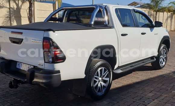 Acheter Occasion Voiture Toyota Hilux Blanc à Big Bend, Lubombo Acheter Occasion Voiture Toyota Hilux Blanc à Big Bend, Lubombo