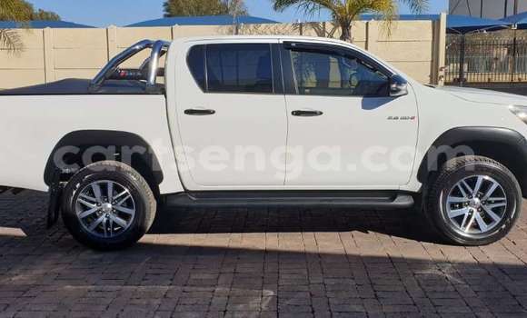 Acheter Occasion Voiture Toyota Hilux Blanc à Big Bend, Lubombo Acheter Occasion Voiture Toyota Hilux Blanc à Big Bend, Lubombo