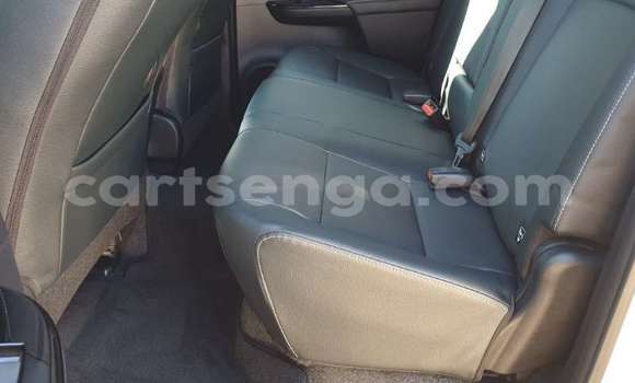 Acheter Occasion Voiture Toyota Hilux Blanc à Big Bend, Lubombo Acheter Occasion Voiture Toyota Hilux Blanc à Big Bend, Lubombo