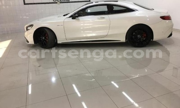 Acheter Occasion Voiture Mercedes‒Benz AMG GLE Blanc à Big Bend, Lubombo District Acheter Occasion Voiture Mercedes‒Benz AMG GLE Blanc à Big Bend, Lubombo District