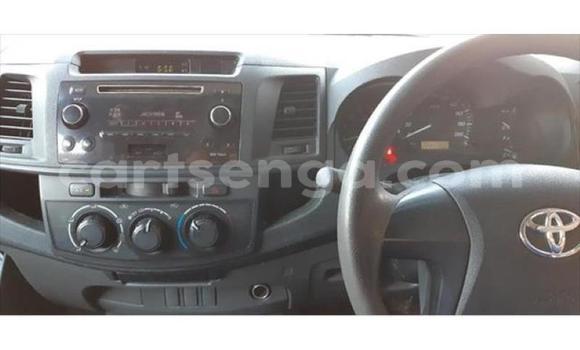 Buy Used Toyota Hilux White Car in Manzini in Manzini Buy Used Toyota Hilux White Car in Manzini in Manzini